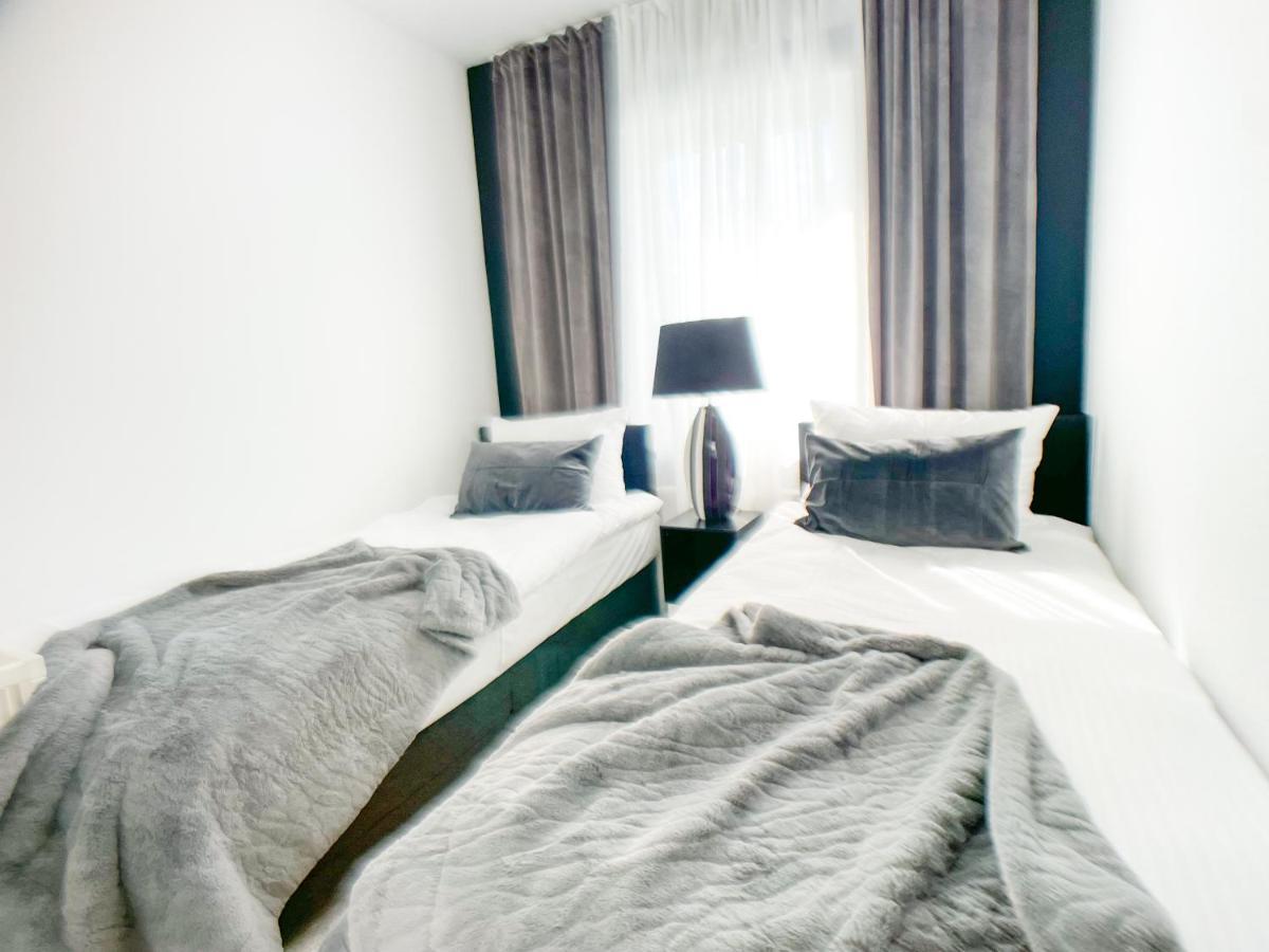 M-Style 02 Apartment Mit Balkon 24H Self-Check-In, Free Parking, Netflix Núremberg Exterior foto