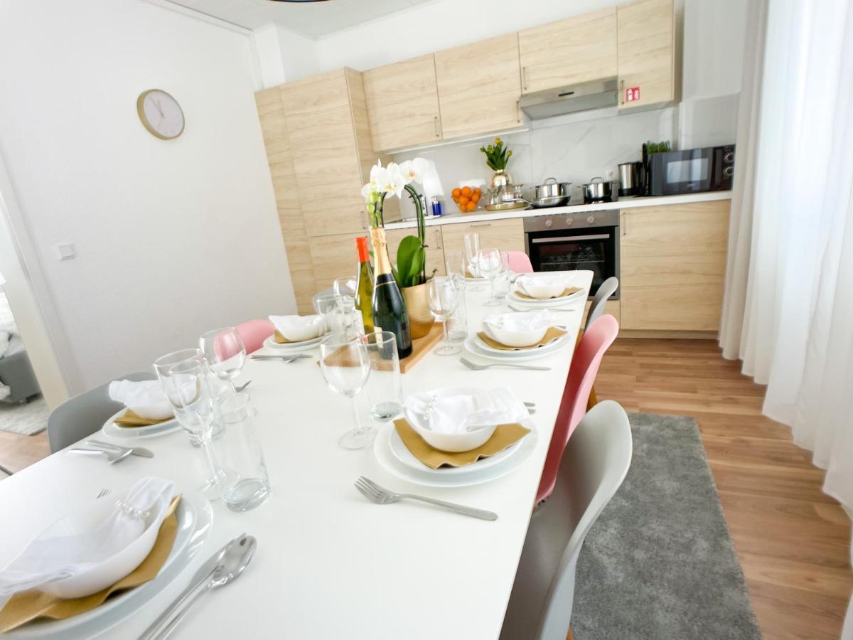 M-Style 02 Apartment Mit Balkon 24H Self-Check-In, Free Parking, Netflix Núremberg Exterior foto