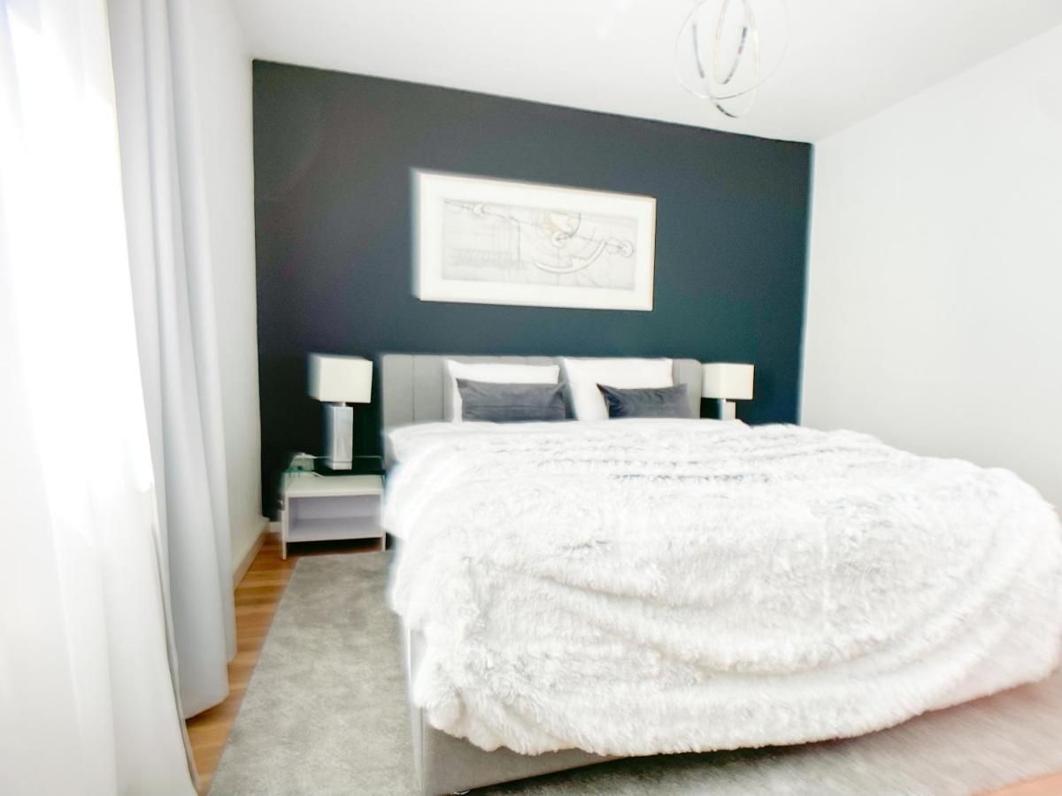 M-Style 02 Apartment Mit Balkon 24H Self-Check-In, Free Parking, Netflix Núremberg Exterior foto