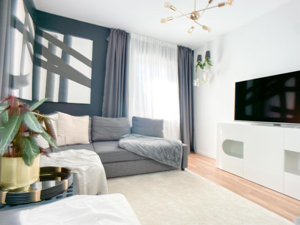 M-Style 02 Apartment Mit Balkon 24H Self-Check-In, Free Parking, Netflix Núremberg Exterior foto